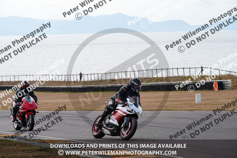 anglesey no limits trackday;anglesey photographs;anglesey trackday photographs;enduro digital images;event digital images;eventdigitalimages;no limits trackdays;peter wileman photography;racing digital images;trac mon;trackday digital images;trackday photos;ty croes